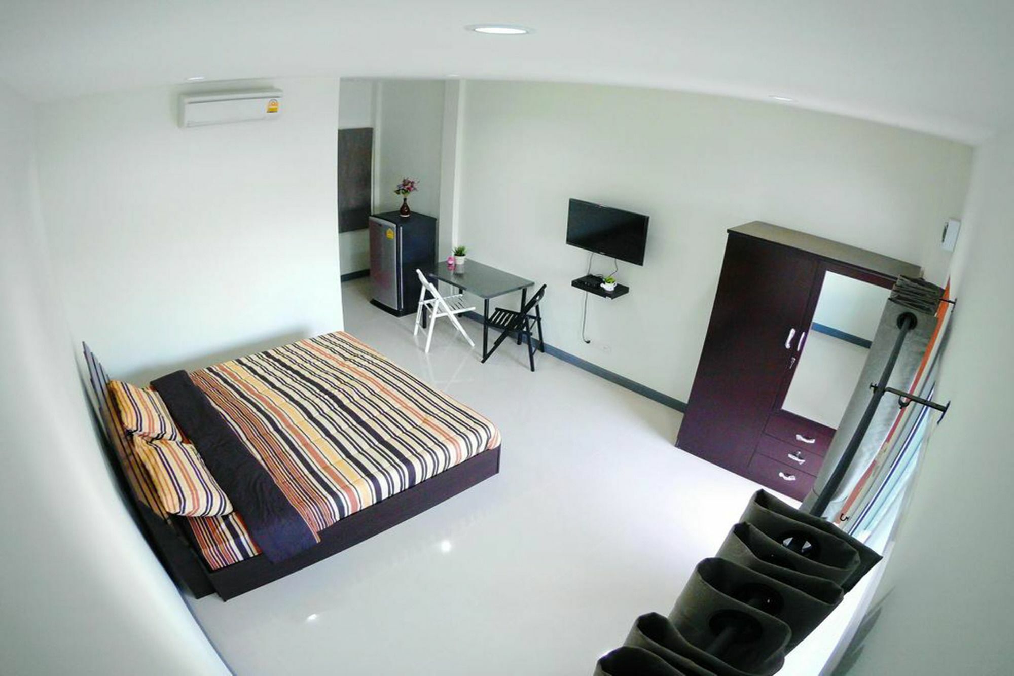 Bann Rumyen Klang Dong Phayayen Exteriér fotografie
